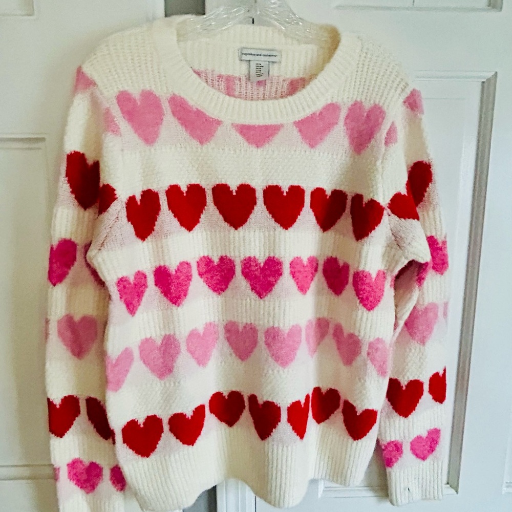 🎉NEW YEAR Sale 50% Super Soft ❤️ NWOT Sweater Cupcakes and Cashmere ,Fits M-L